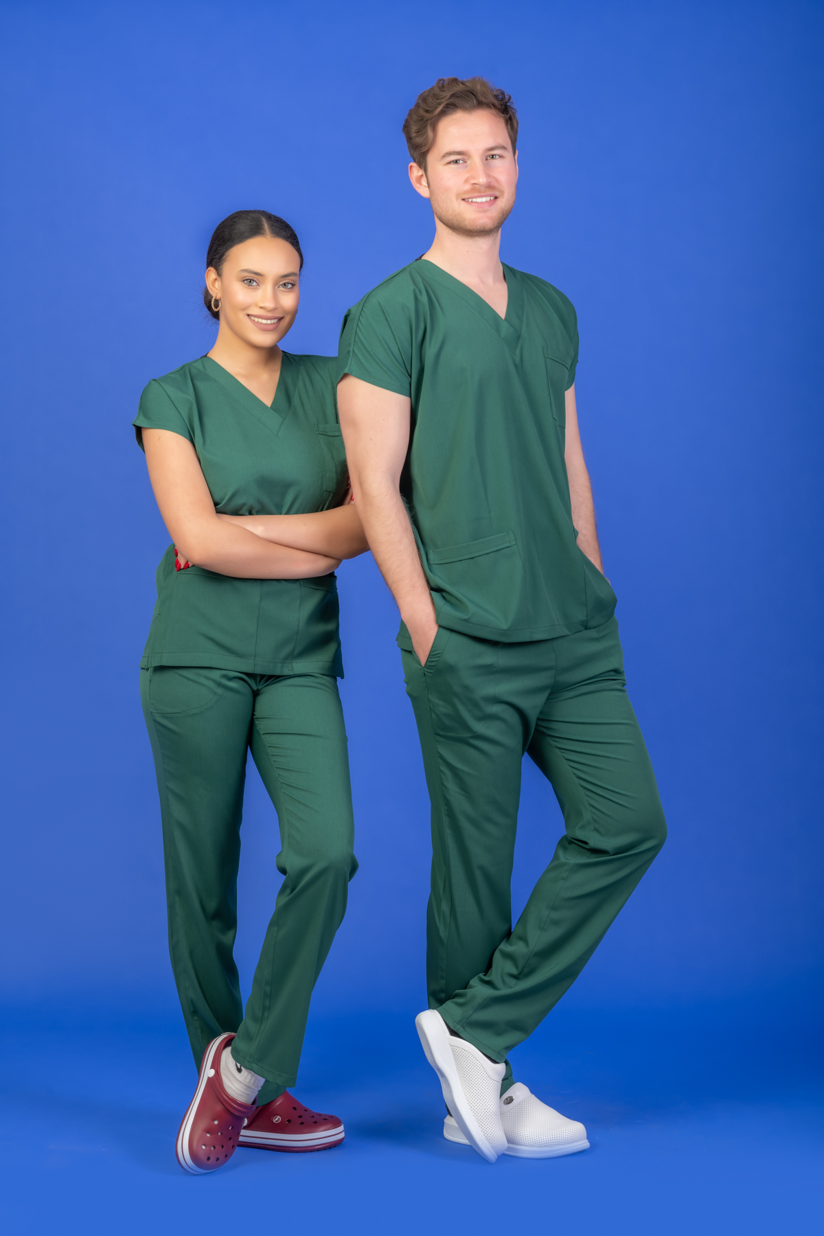 Tek Üst Unisex Kalıp Avcı Yeşili Likralı Hemşire / Doktor Forması Scrubs - Görsel 4