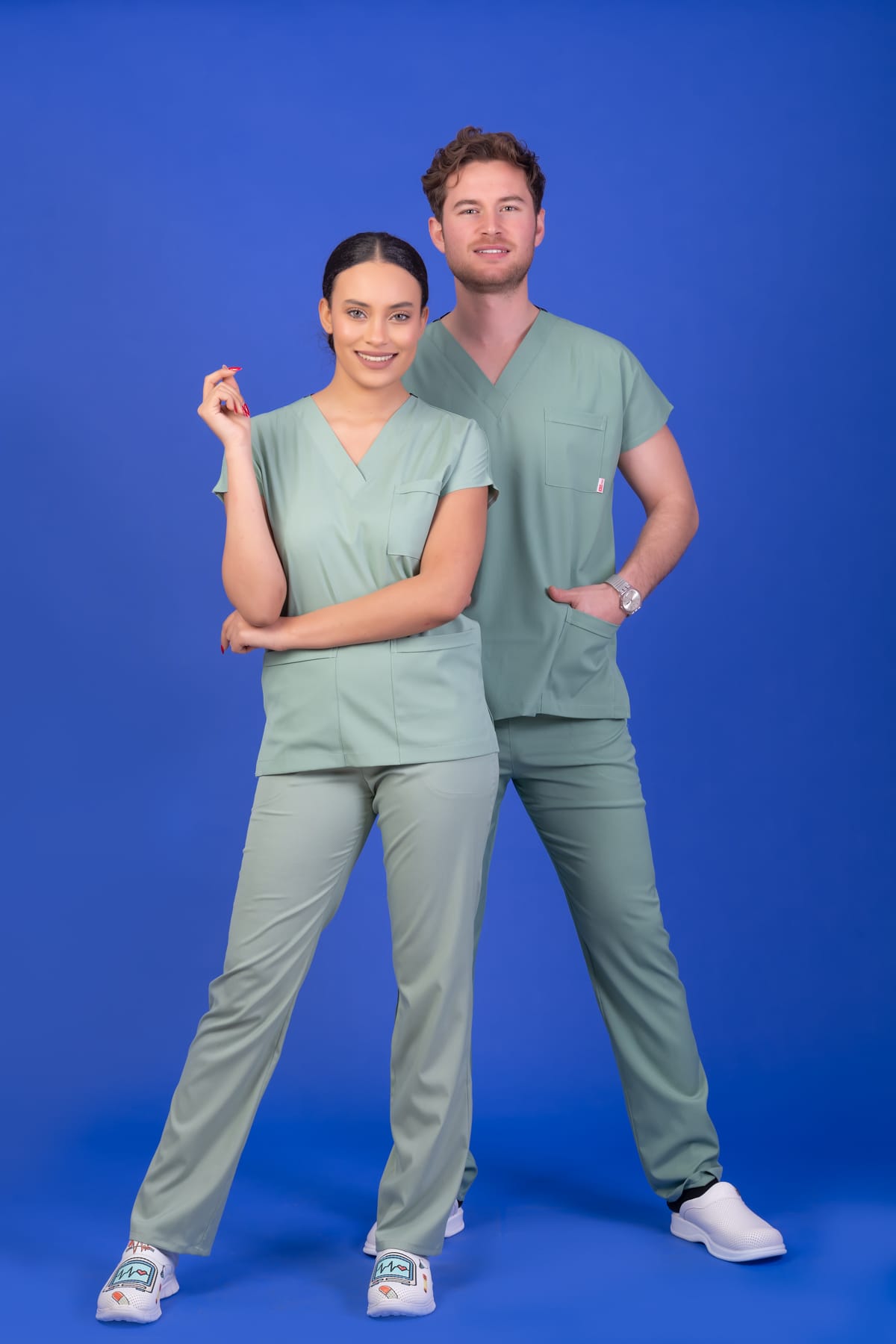 Tek Üst Unisex Kalıp Küf Yeşili Likralı Hemşire / Doktor Forması Scrubs