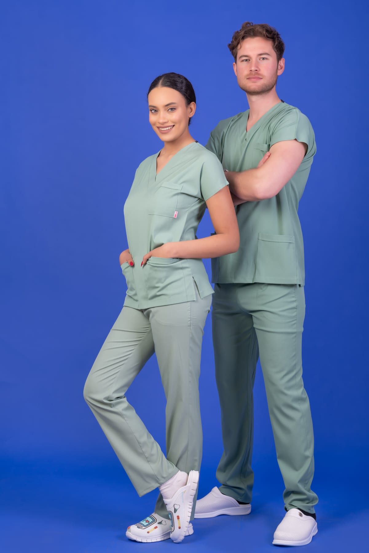 Tek Üst Unisex Kalıp Küf Yeşili Likralı Hemşire / Doktor Forması Scrubs - Görsel 2